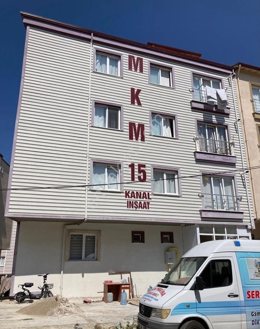 Burdur Merkez Emek Kiralık Daire Burdur Merkez Emek Te Kiralık Ara Kat Eşyalı 1/1 Daire