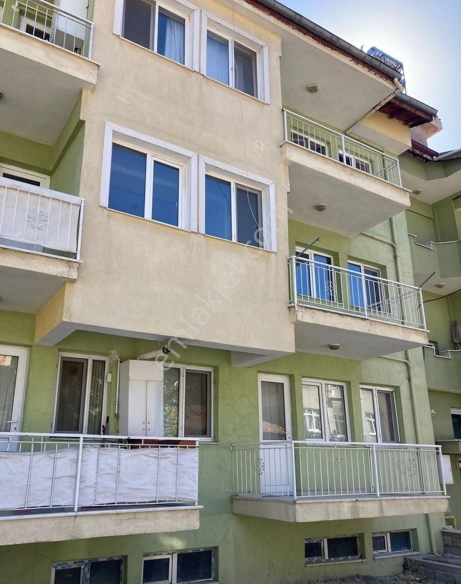 Burdur Merkez Yeni Kiralık Daire Burdur Merkez Recep Mah ( Köprübaşında ) Kiralık 3/1 Ara Kat Geniş Daire