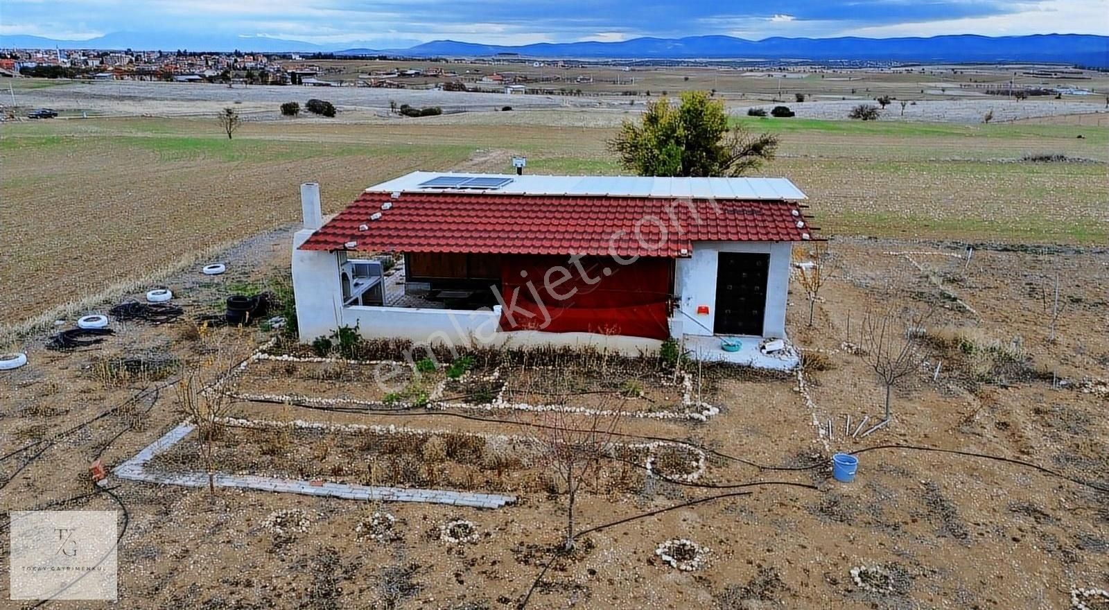 Ulubey Aşağı Satılık Tarla Ulubey'de Hobi Evi Ve Bahçesi Satılık !!!