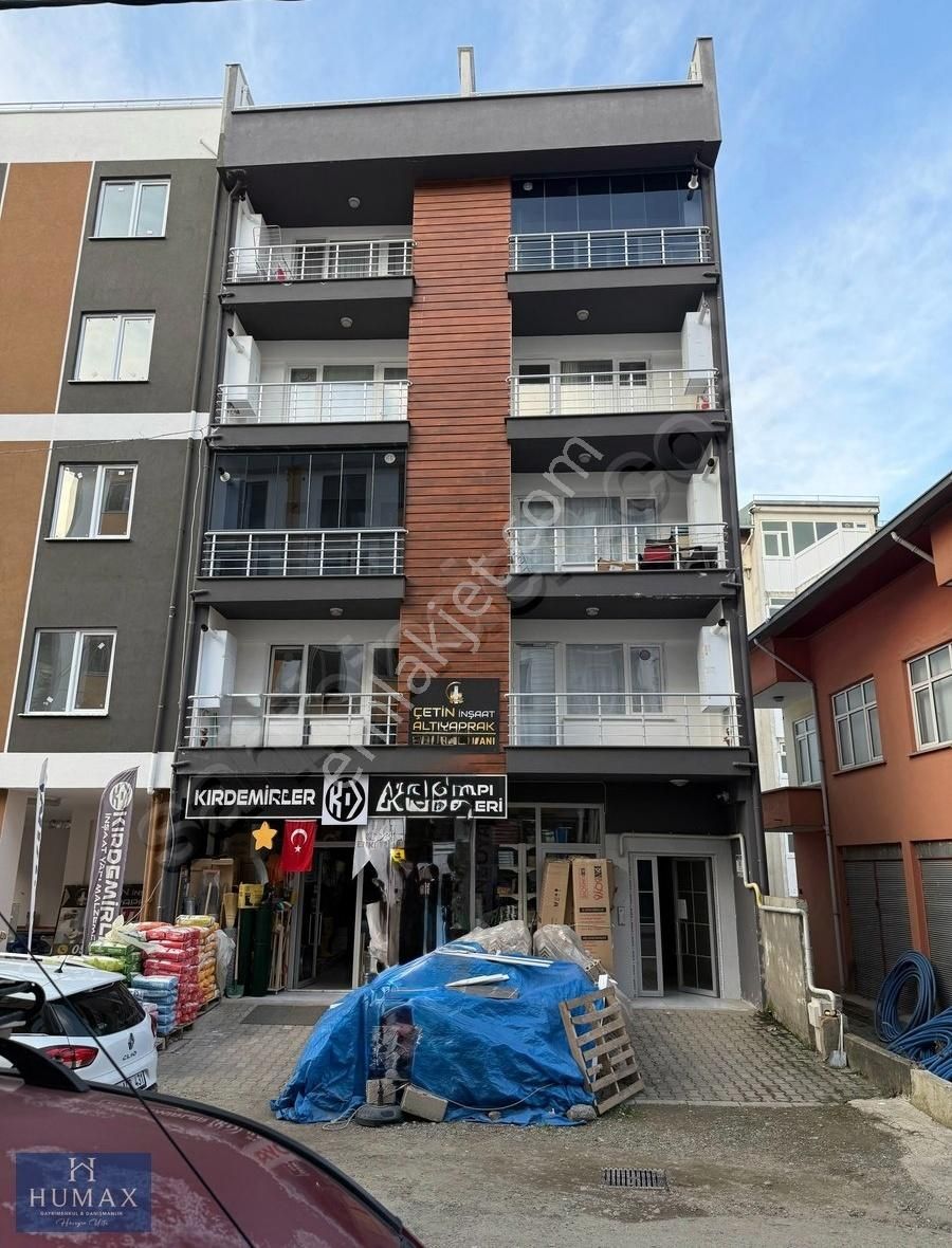 Giresun Merkez Aksu Kiralık Daire Giresun Aksu Mah.de Cadde Üzeri Eşyalı Kiralık 1+1