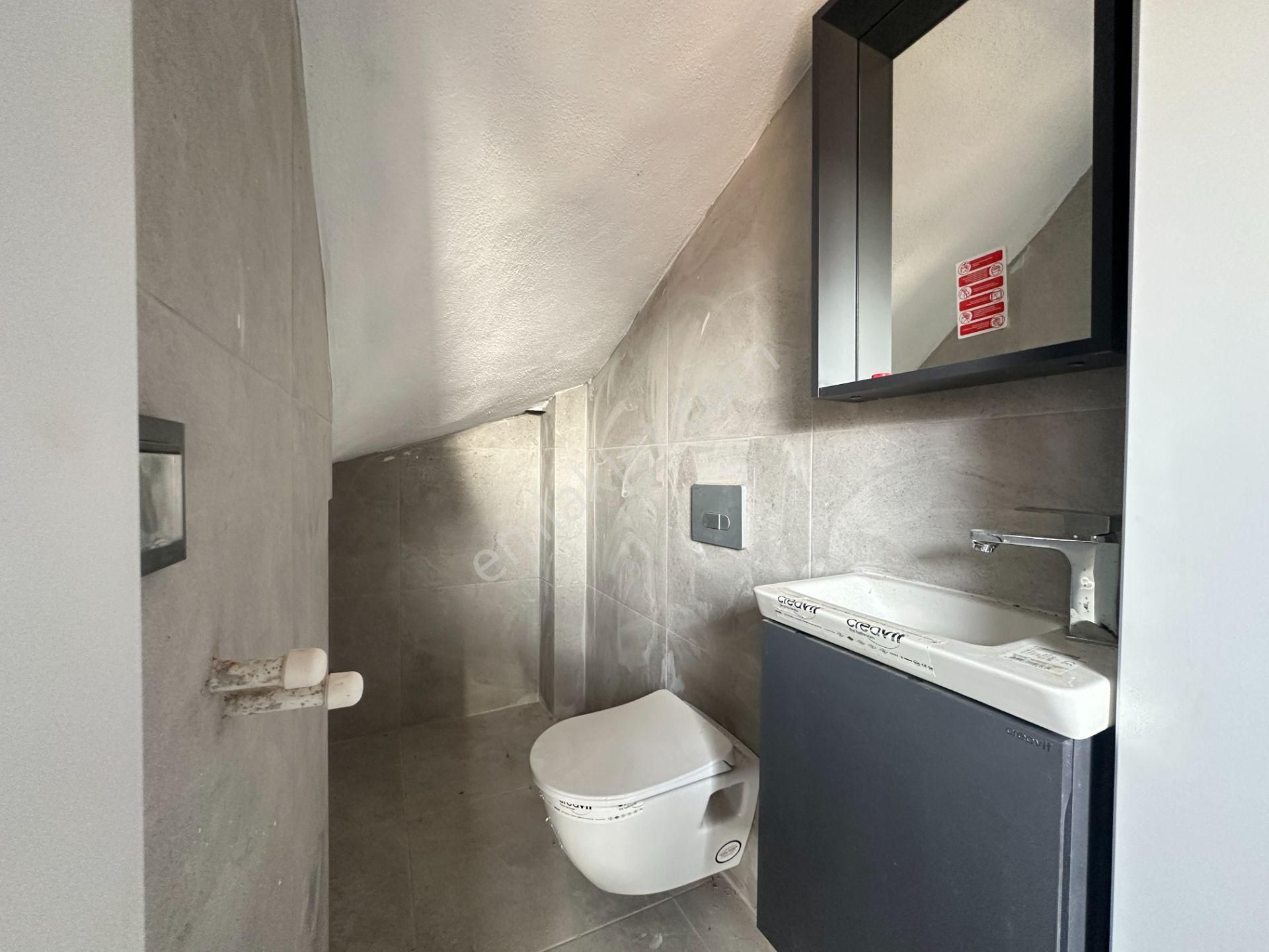 Dikili'de Satılık 4+1 Modern Villa - Görsel 12