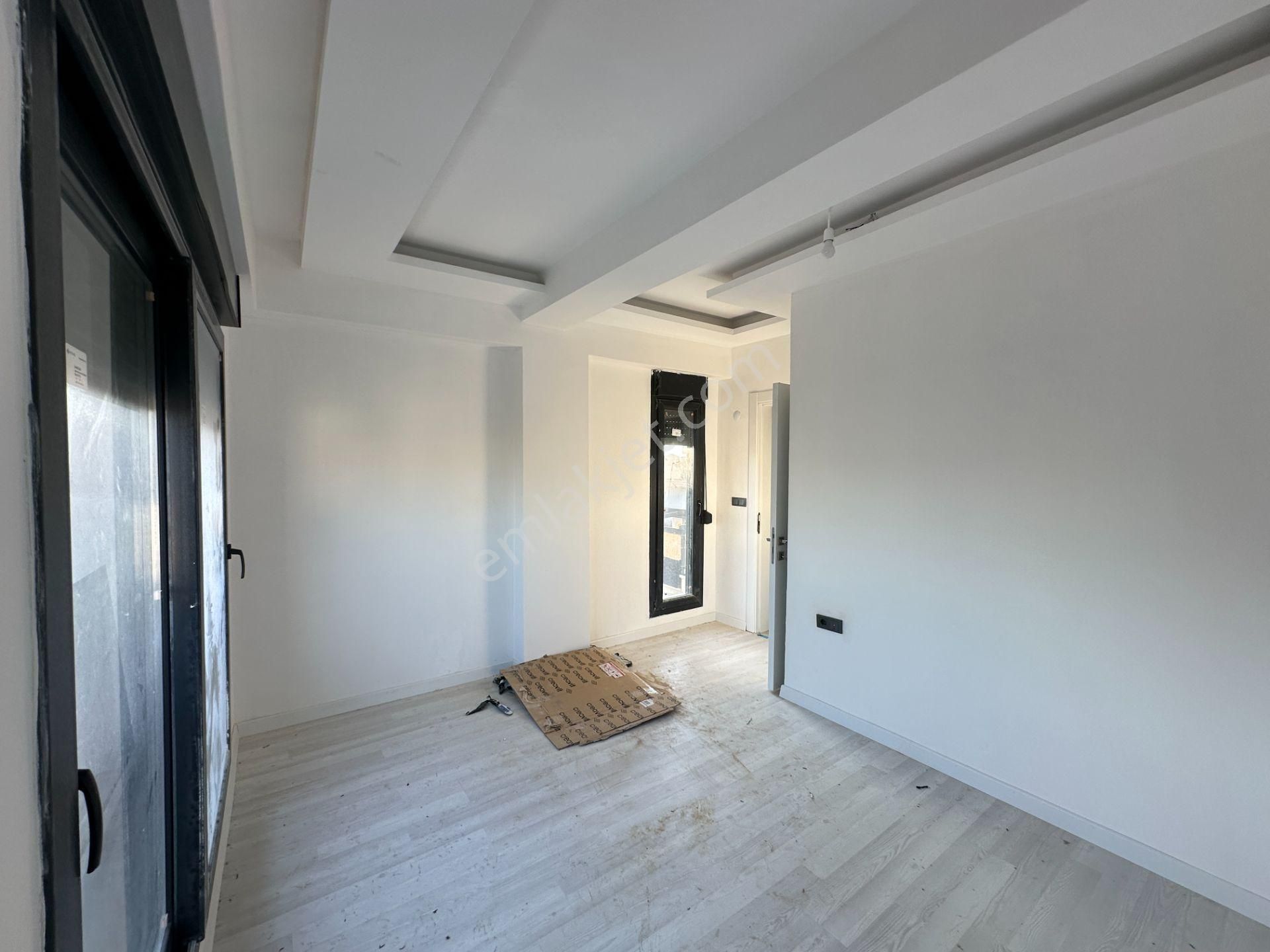 Dikili'de Satılık 4+1 Modern Villa - Görsel 14