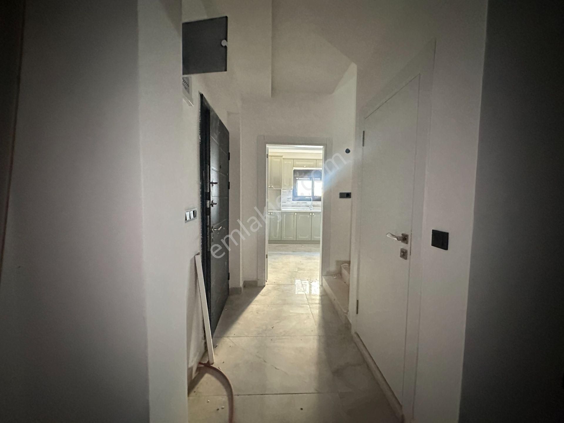 Dikili'de Satılık 4+1 Modern Villa - Görsel 9