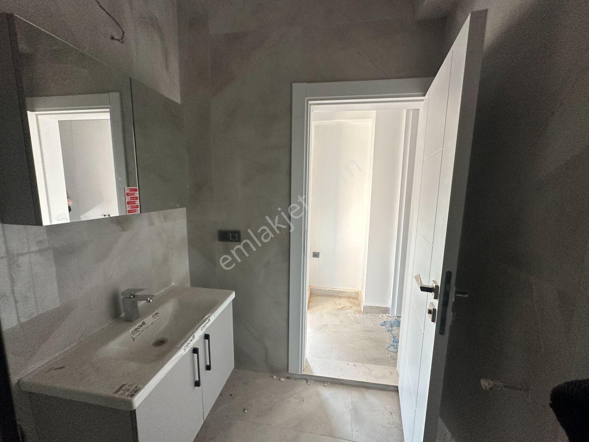 Dikili'de Satılık 4+1 Modern Villa - Görsel 20