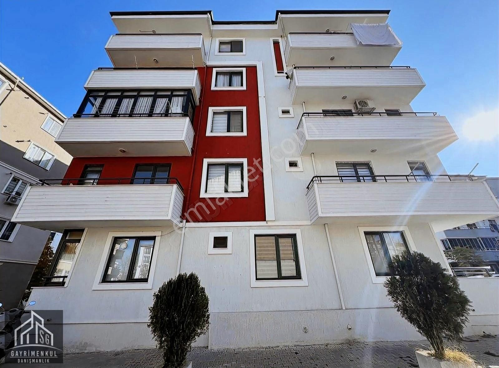 Lüleburgaz Yıldırım Kiralık Daire Sg Gayrimenkul'den Yıldırım Mahallesi'nde 1+1 Kiralık Daire