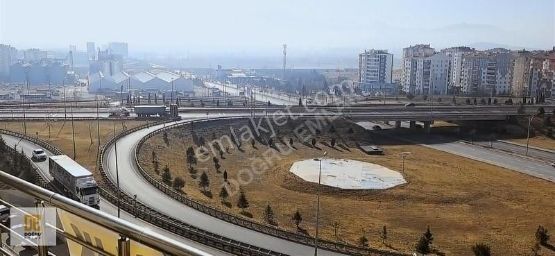 Kocasinan Osmangazi Kiralık Daire Erkilet Osmangazi Mahallesinde Süper Manzaralı Kiralık 3+1 Daire