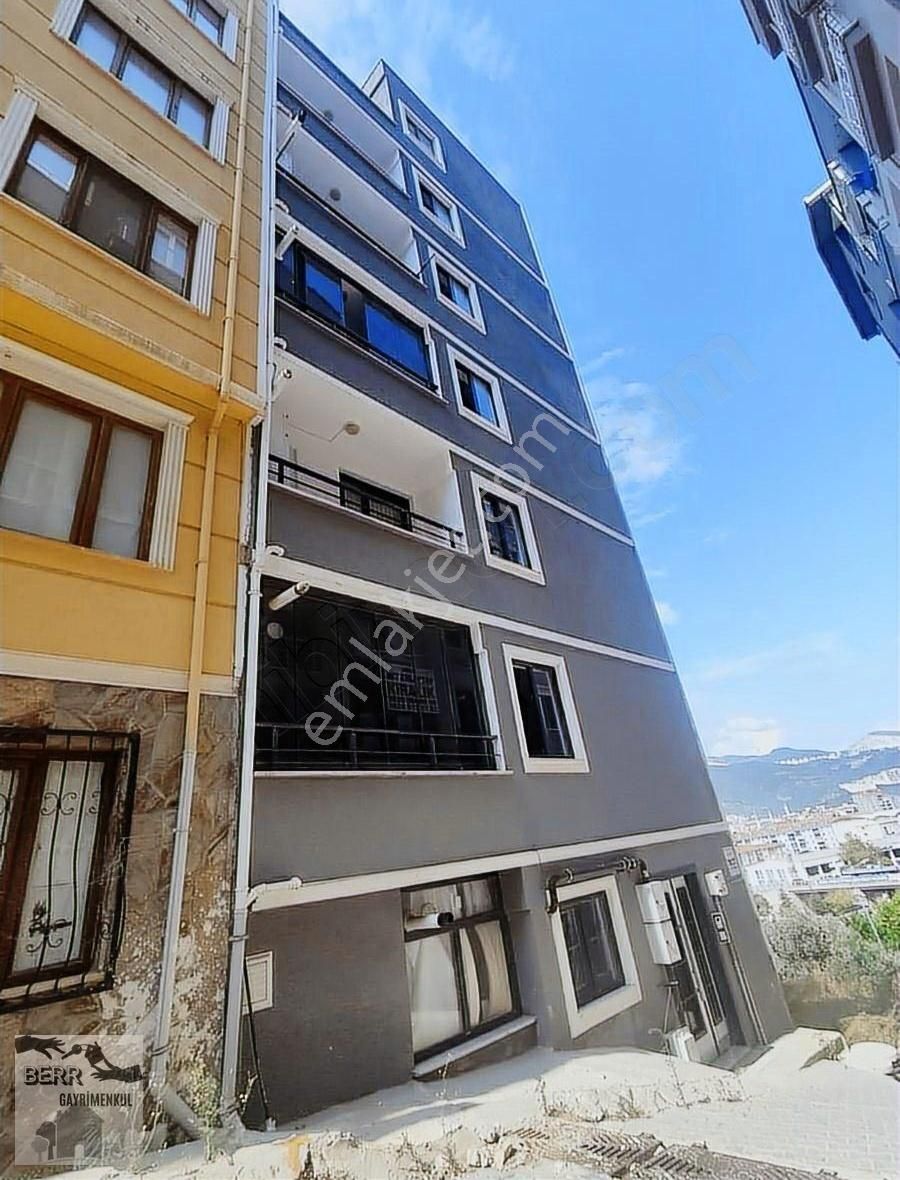 Gemlik Hisar Satılık Daire Berr Gayrimenkulden 1+1 2yıllık Hisartepe Mah.satılık Daire