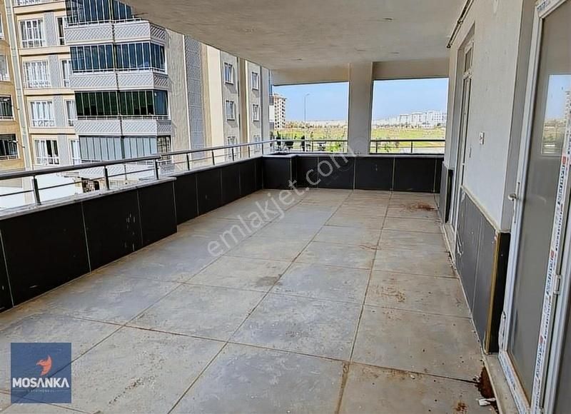 Şahinbey Mavikent Kiralık Daire Mosanka'dan Mavikentte Site İçi 3+1 Kat Bahçeli Kiralık Daire