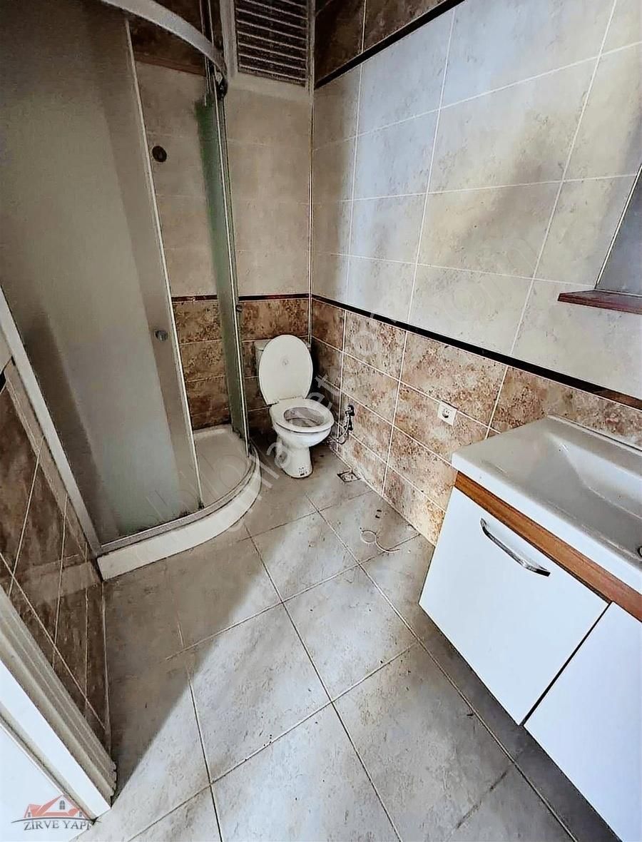 Eyüpsultan Yeşilpınar Kiralık Daire Yeşilpınar Metro 3dak 2+1 75m2 Asansörlü 4 Kat 26.000tl