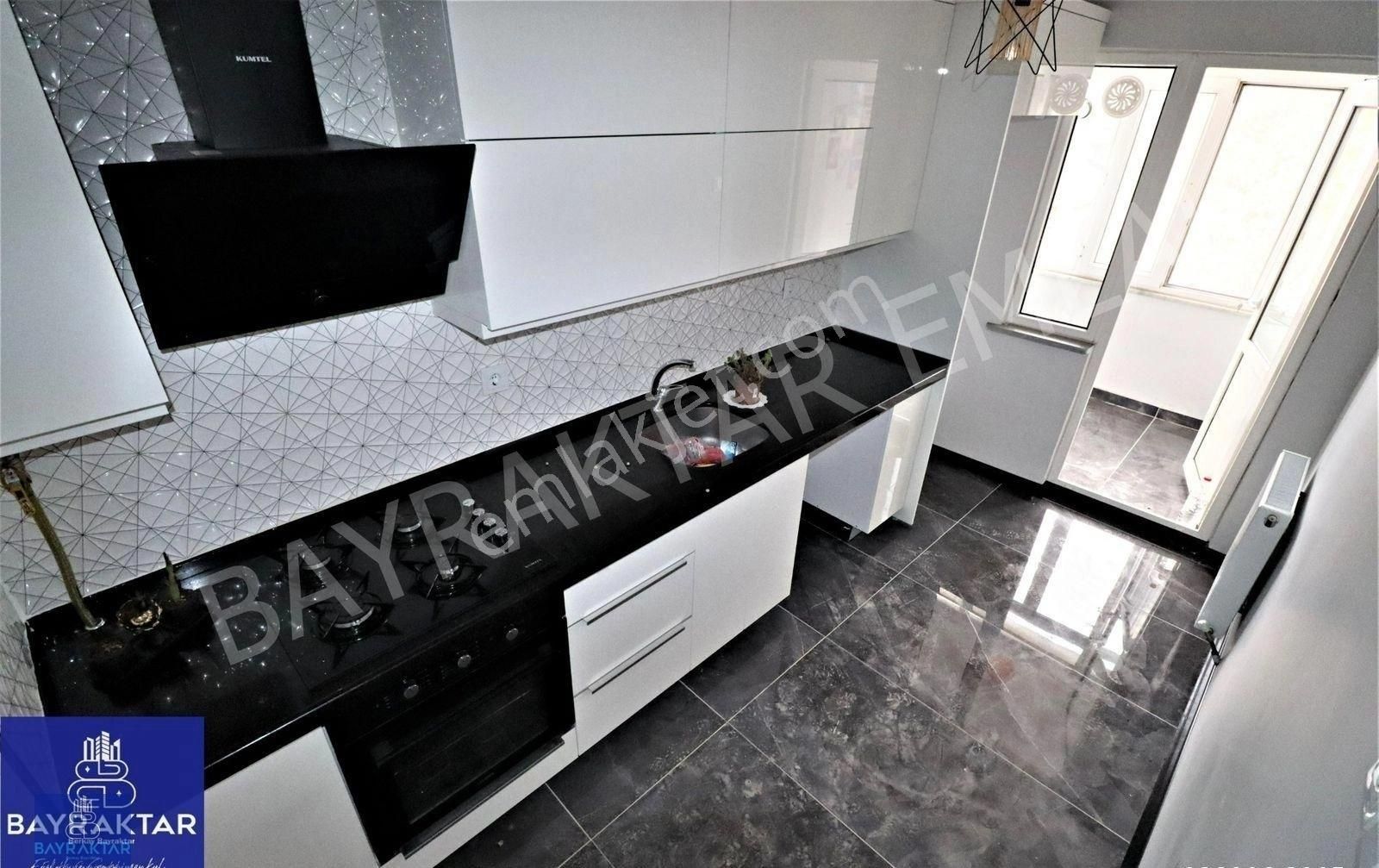 Bandırma Günaydın Kiralık Daire Bandırma Çarşı Merkez'de 2+1 Arakat Kiralık Daire Bayraktar Emlak'tan