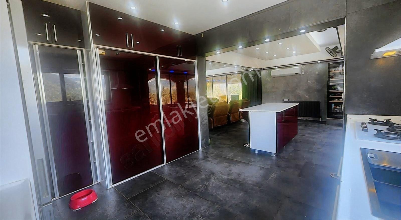 Üzümlü De Etrafı Tarım Arazileri İle Çevrili 5 Yatak Odalı Villa - Görsel 3
