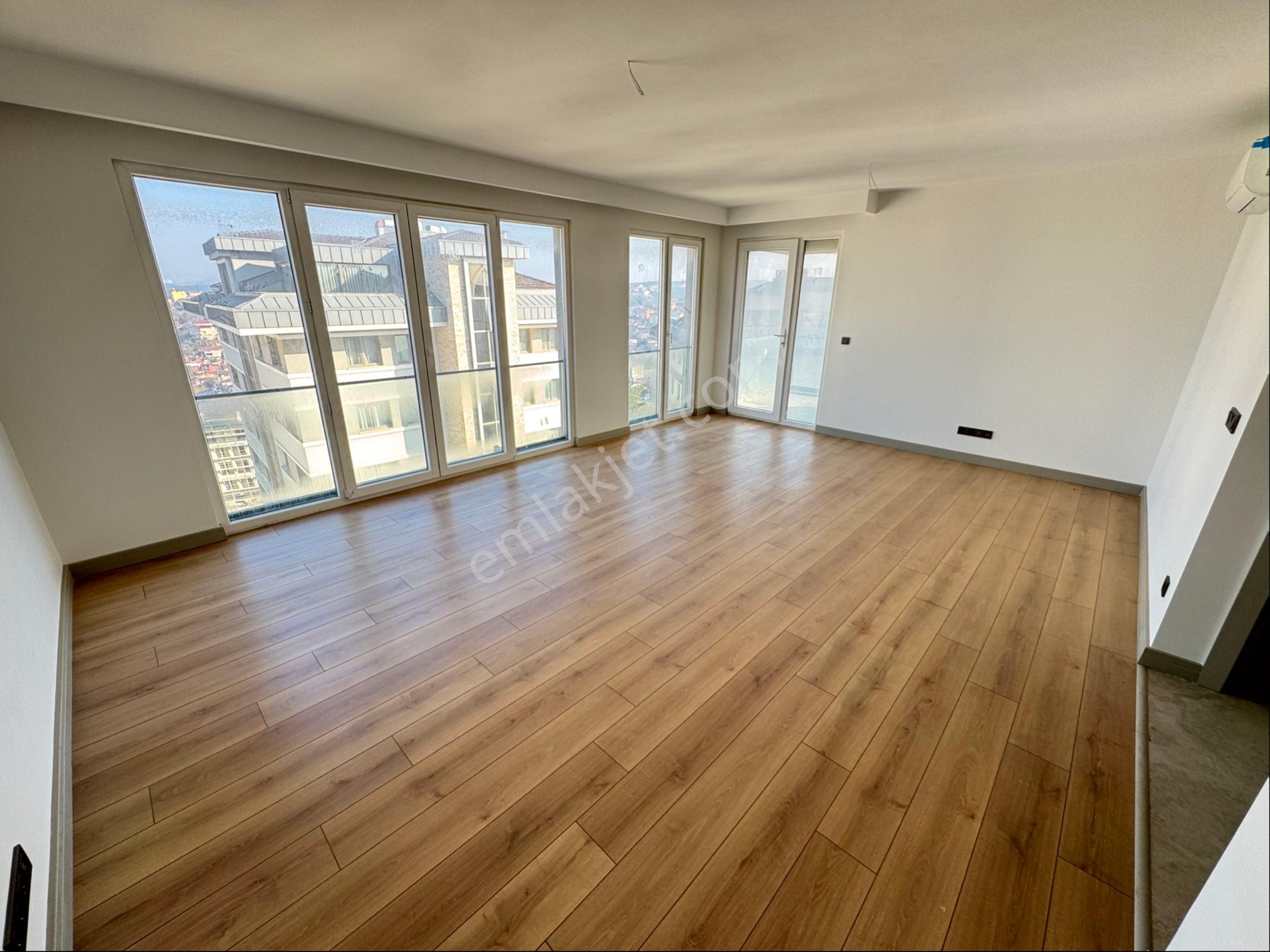 Üsküdar Çengelköy Satılık Daire Çengelköyde 3+1/103 M2 Ara Kat Sıfır Daire