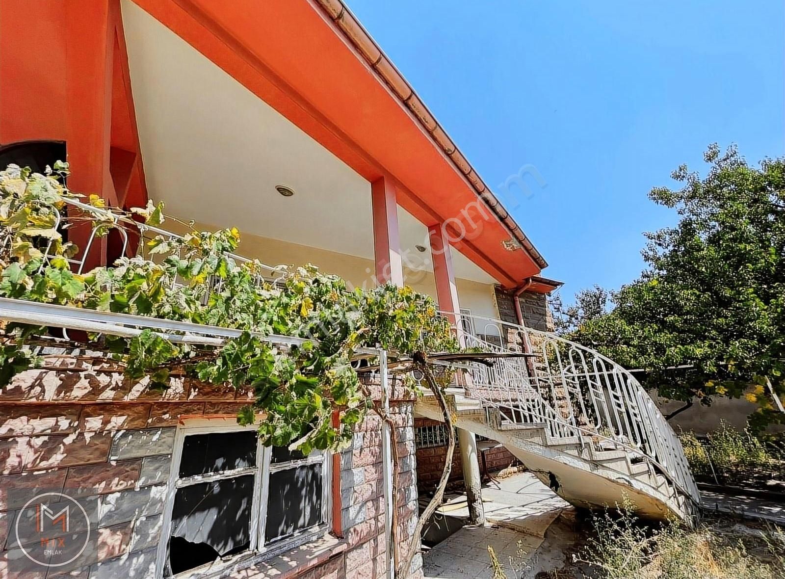 *fırsat* Şekertepe Evlerde 770 M2 Arsalı Satılık Müstakil Ev. - Görsel 3