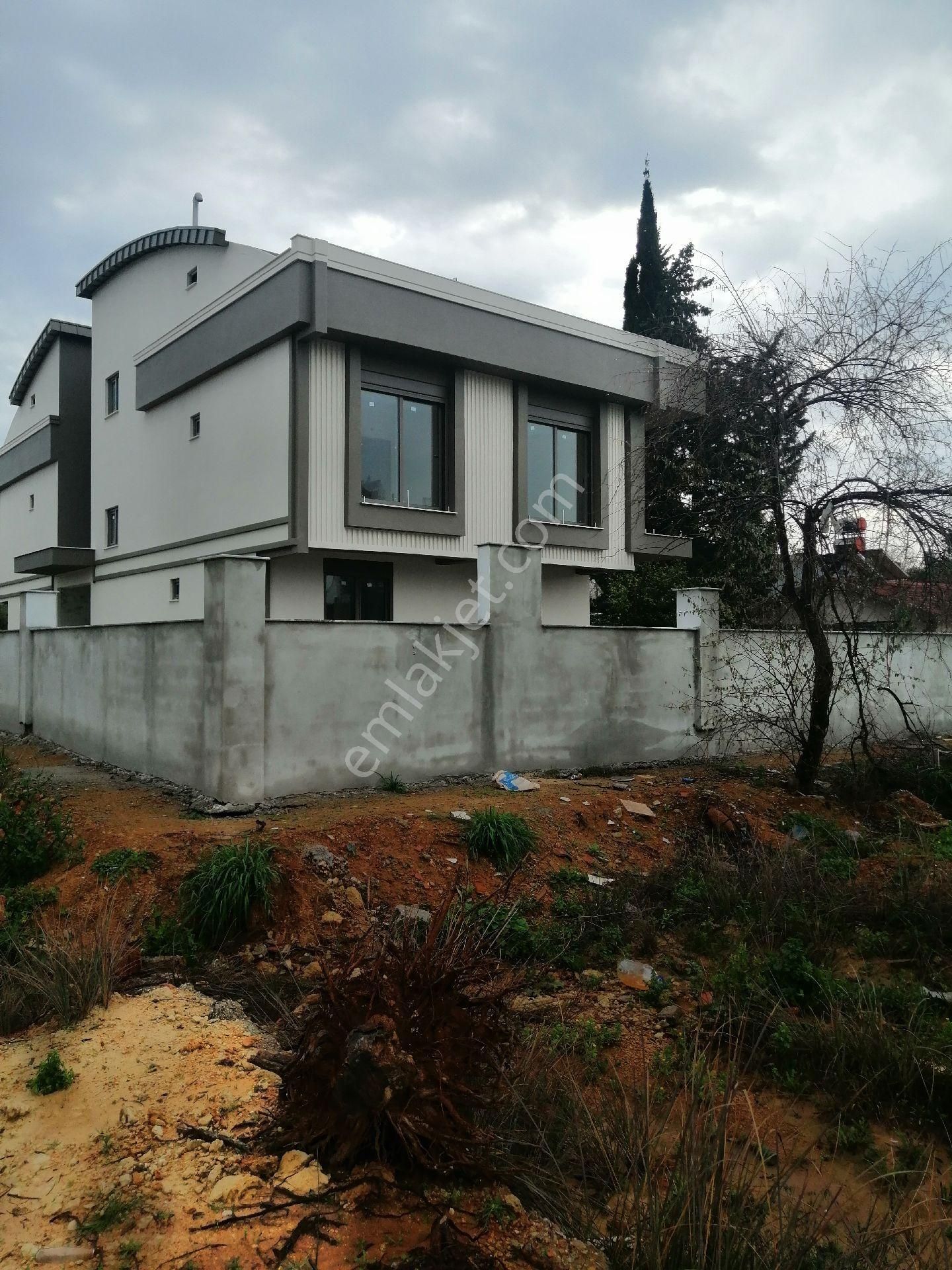 Muratpaşa Ermenek Satılık Daire Antalya Ermenekte 120m² 3+1 Dubleks Daire