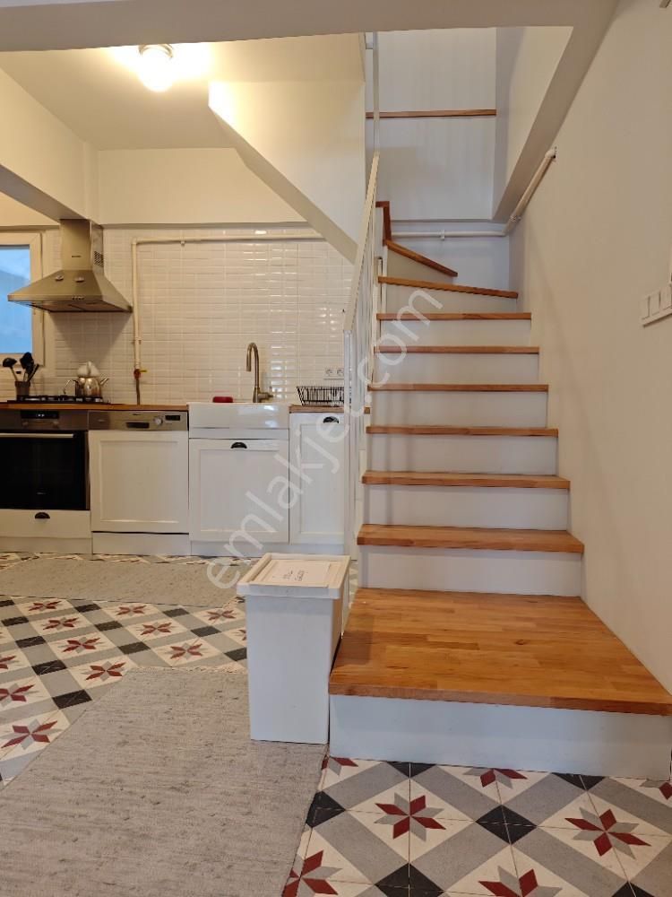 Beşiktaş Akaretler De 3 + 1 Boş Dubleks - Görsel 12