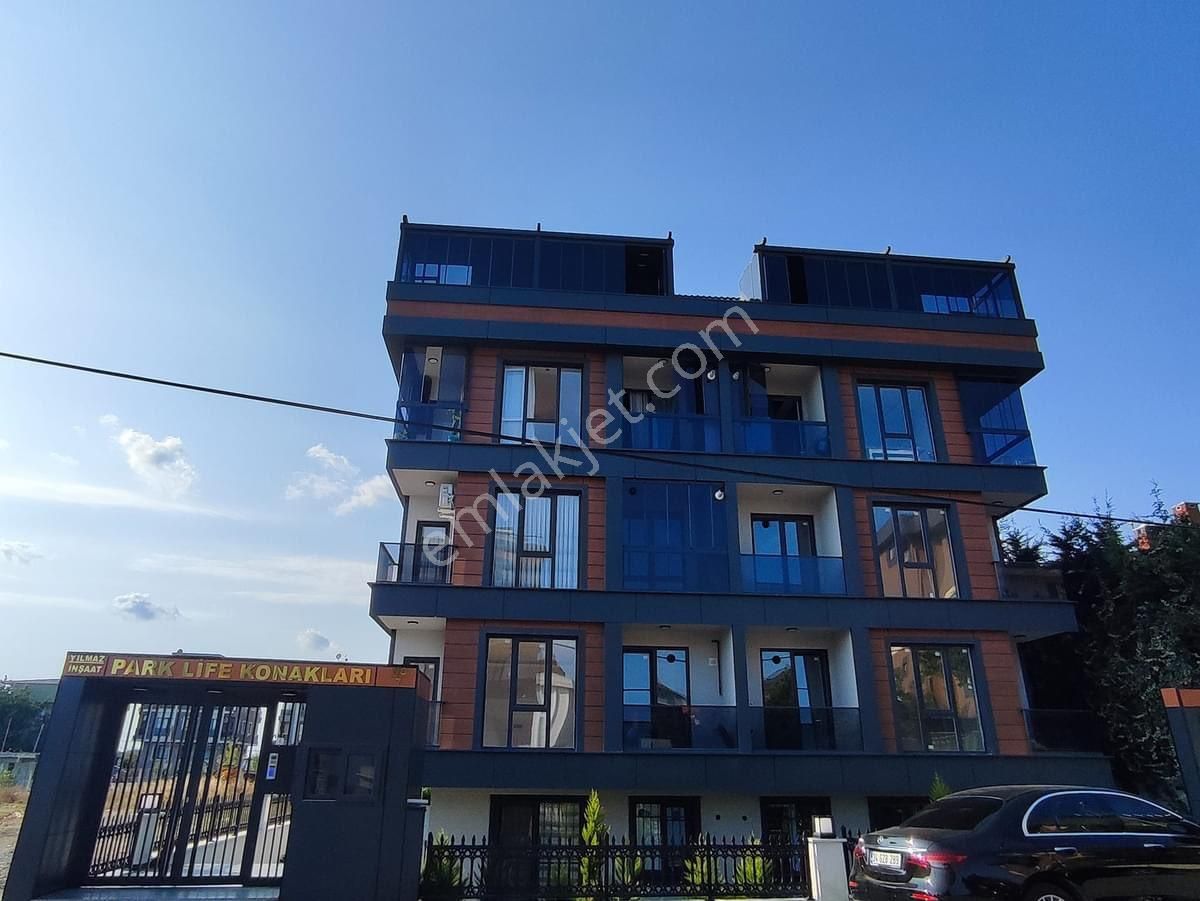 Beylikdüzü Dereağzı Satılık Daire Butik Aile Sitesin`de Ful Deniz Manzaralı Boş Komisyonsuz 4+2 Dubleks Daire