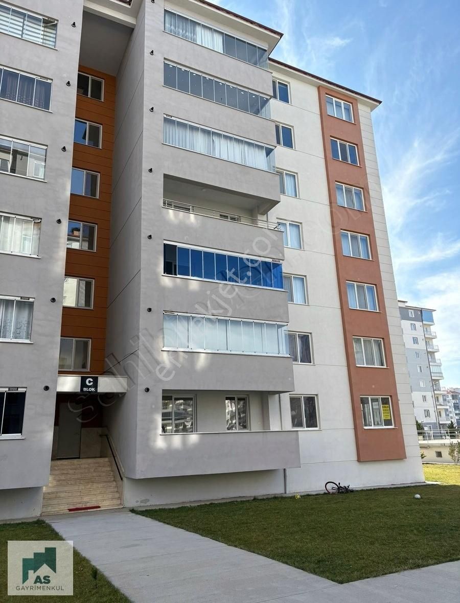 Isparta Merkez Çünür Satılık Daire Çünür De Site İçi Yüksek Giriş 3+1 Satılık Geniş Daire