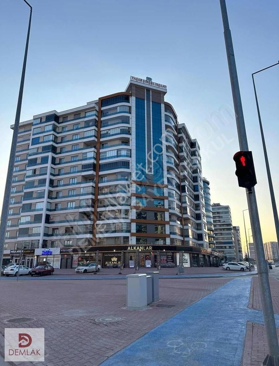 Meram Aydoğdu Satılık Daire Çeçenistan Cad. Eftelya Sitesinde 3+1 140 M² Satılık Daire