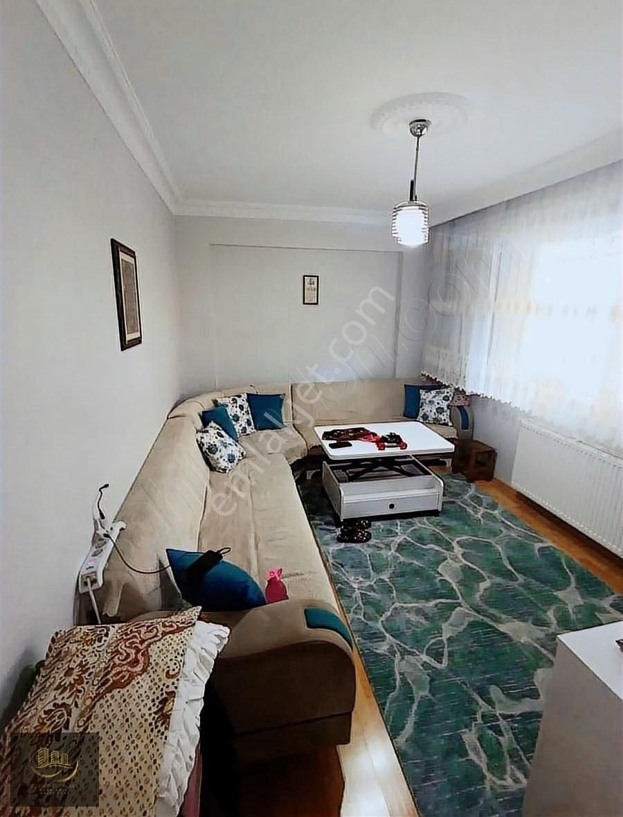 Esenler Tuna Satılık Daire Öz Erciyesten 3+1 95 M² Y.giriş Ebeveyn Banyolu Kredili Daire