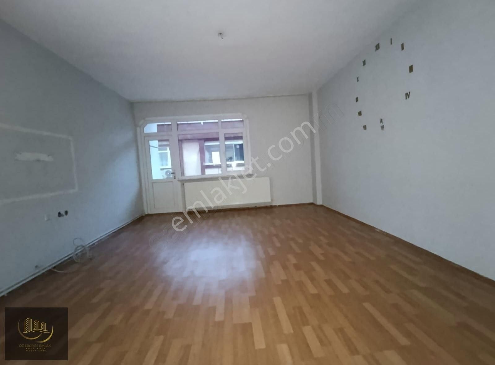 Esenler Kazım Karabekir Kiralık Daire Metroya 2 Dk K.karabekirde 2+1 110m² 4.kat Kiralik Temiz Daire