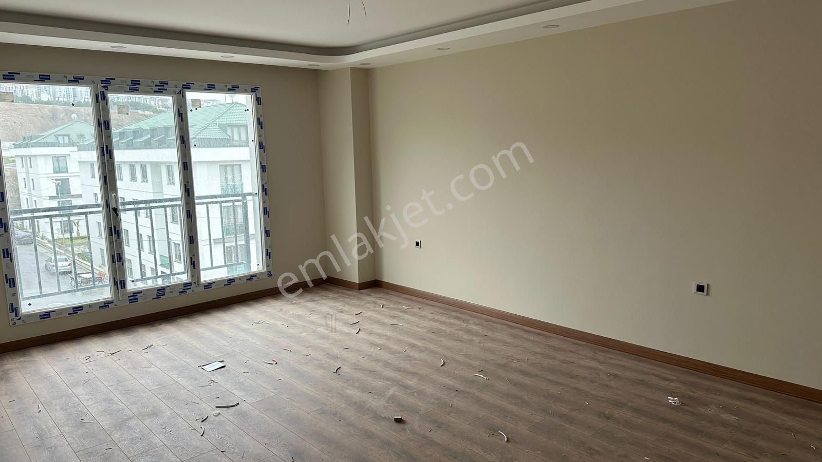 Büyükçekmece Atatürk Mah Lüks Butik Sitede Arakat Sıfır 2+1 Satılık Daire - Görsel 13