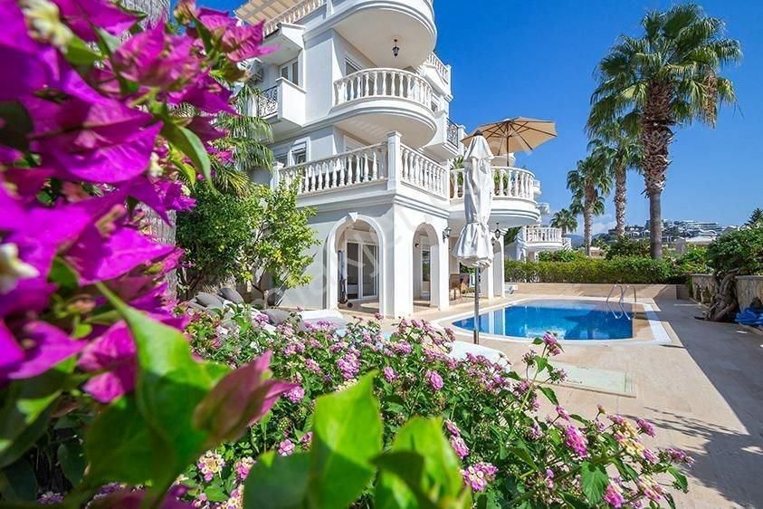 Alanya Konaklı Satılık Villa Forsale 4+1 Vılla Panoramıc Sea Vıew Alanya/konaklı