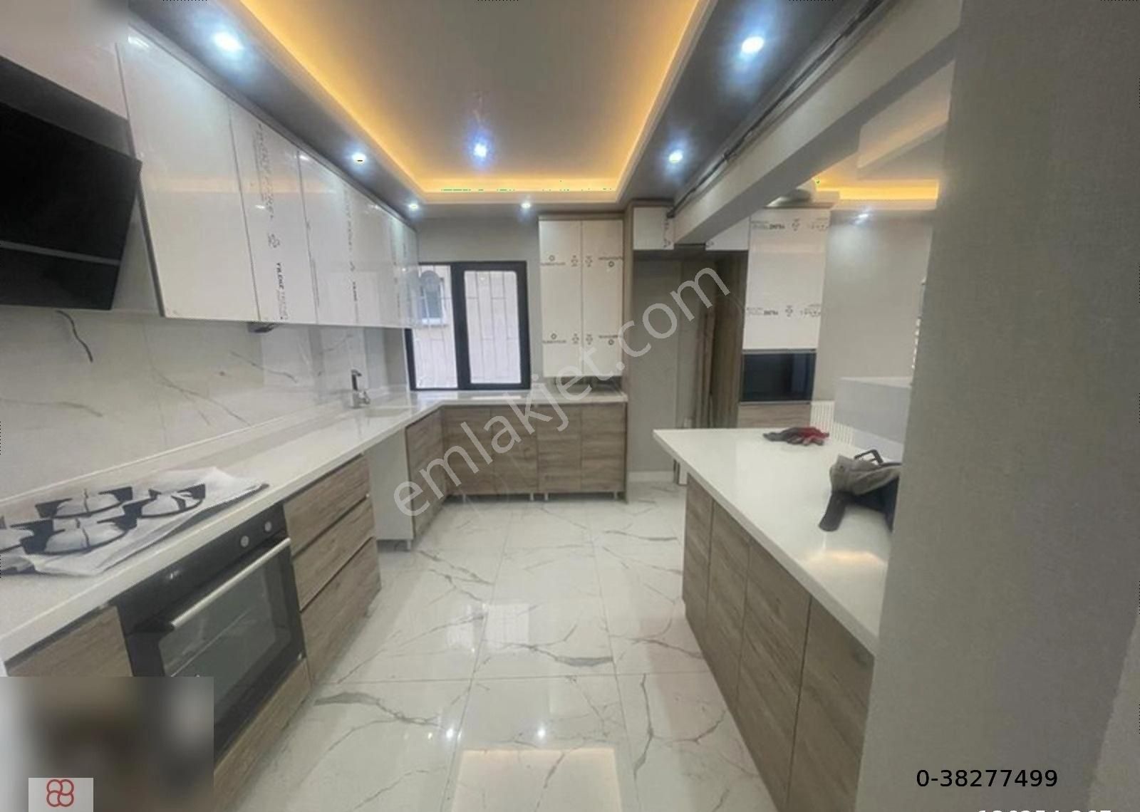 Çankaya Birlik Satılık Daire 450.cadde De Full 3+1 Büyük Bahçe Kullanımlı Daire