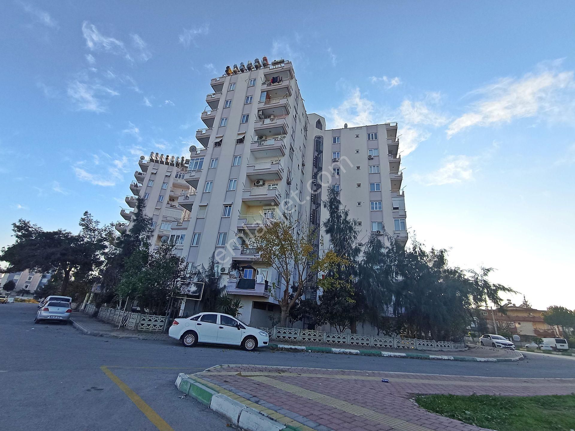 Cepheleri Komple Açık Tramvaya Yakın Masrafsız 3+1 Daire
