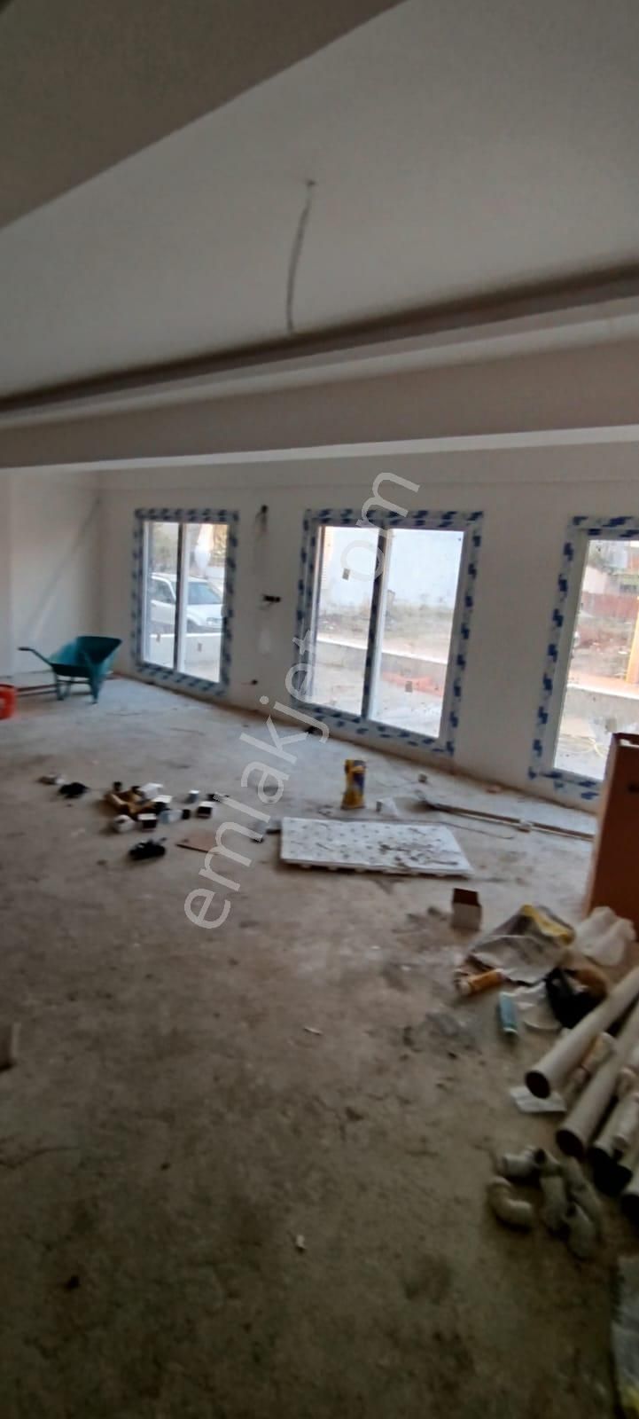 Menderes Barbaros Mahallesinde Satılık Villalar - Görsel 13