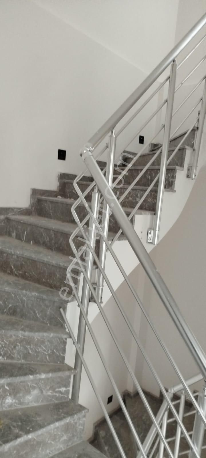 Menderes Barbaros Mahallesinde Satılık Villalar - Görsel 34