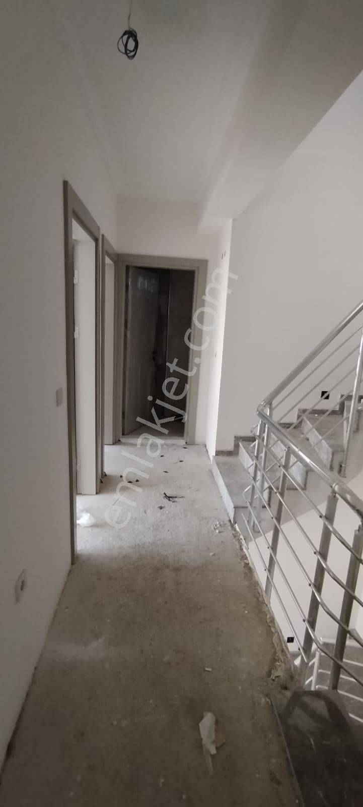 Menderes Barbaros Mahallesinde Satılık Villalar - Görsel 10