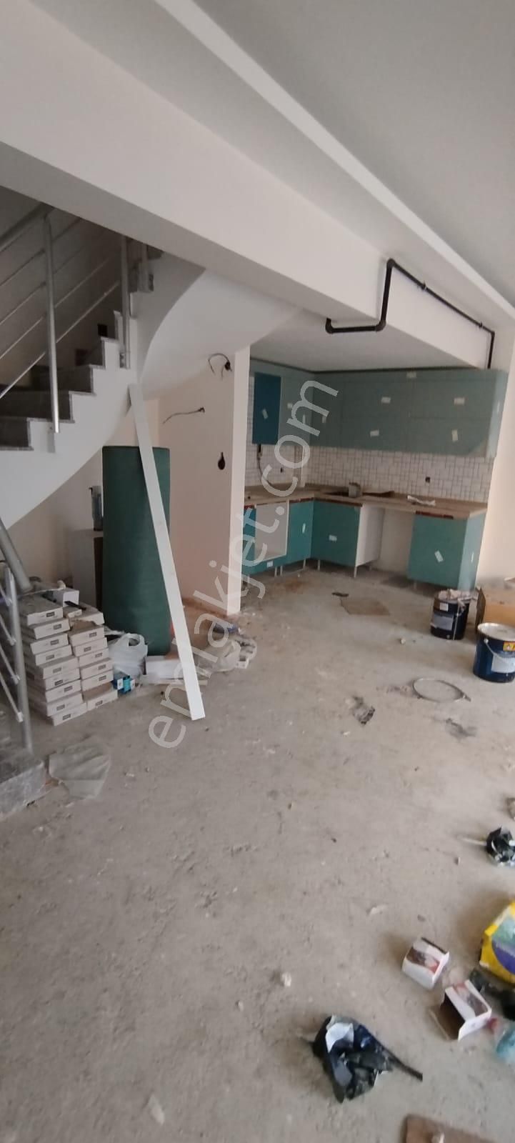 Menderes Barbaros Mahallesinde Satılık Villalar - Görsel 22