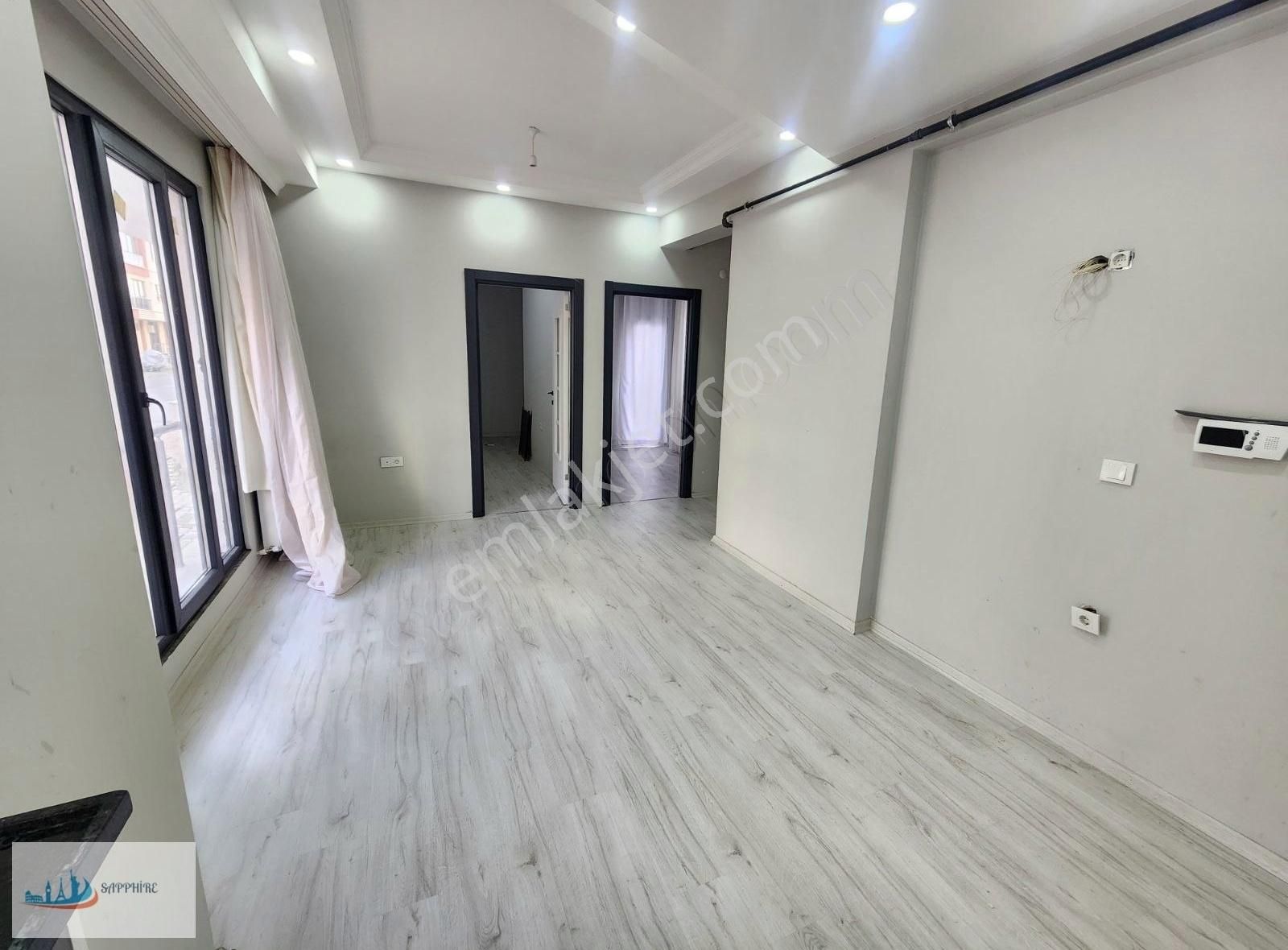 Çekmeköy Cumhuriyet Kiralık Daire Yeni Binada İskanlı 2+1 Balkonlu