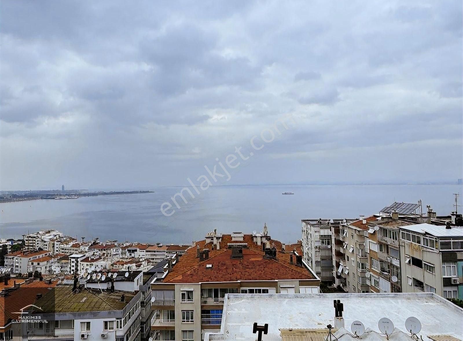 Konak Göztepe Satılık Daire Hakim35 Gayrimenkul'den-hakimevleri Cadde Üzeri Deniz Manzaralı