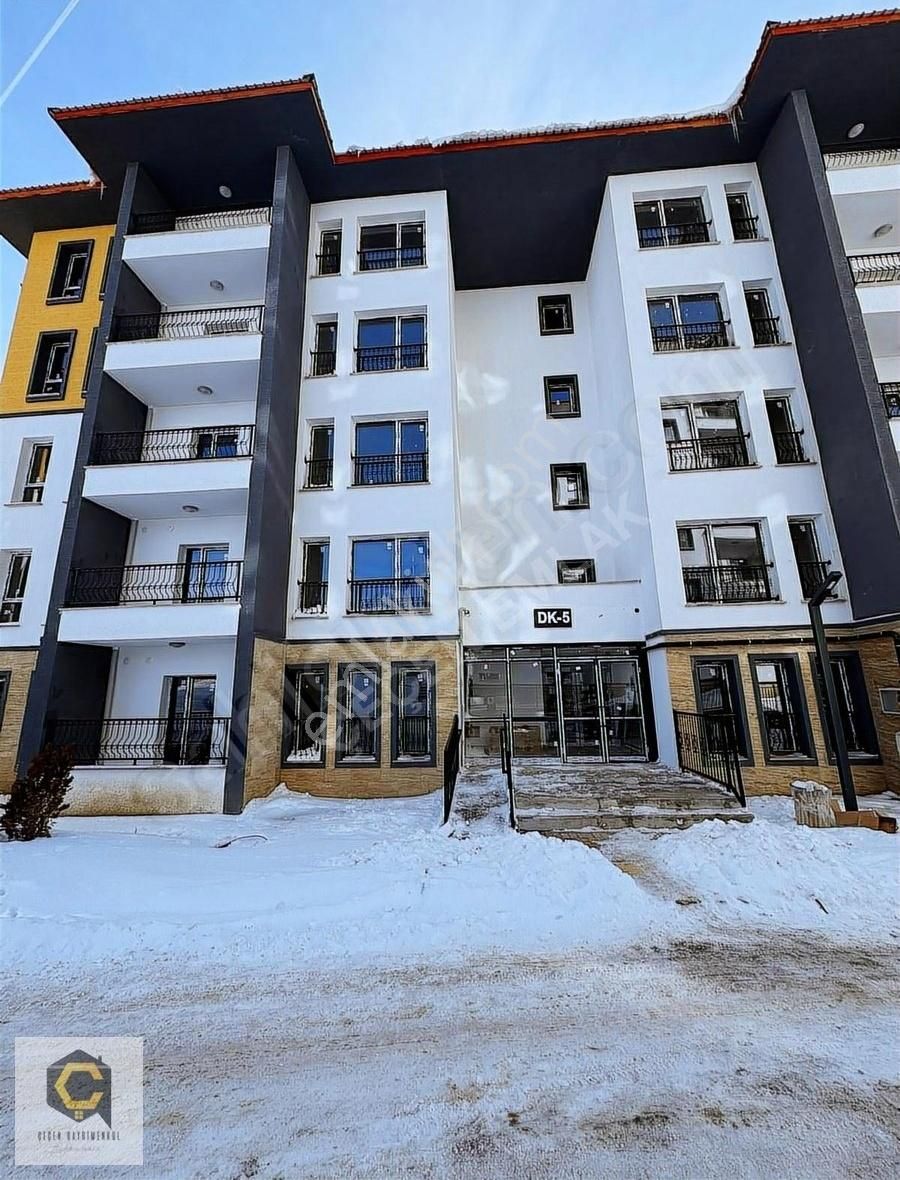 Bayburt Merkez Şingah Kiralık Daire Yeni Tokilerde Ara Kat 90 M2 2+1 Sıfır Kiralık Daire