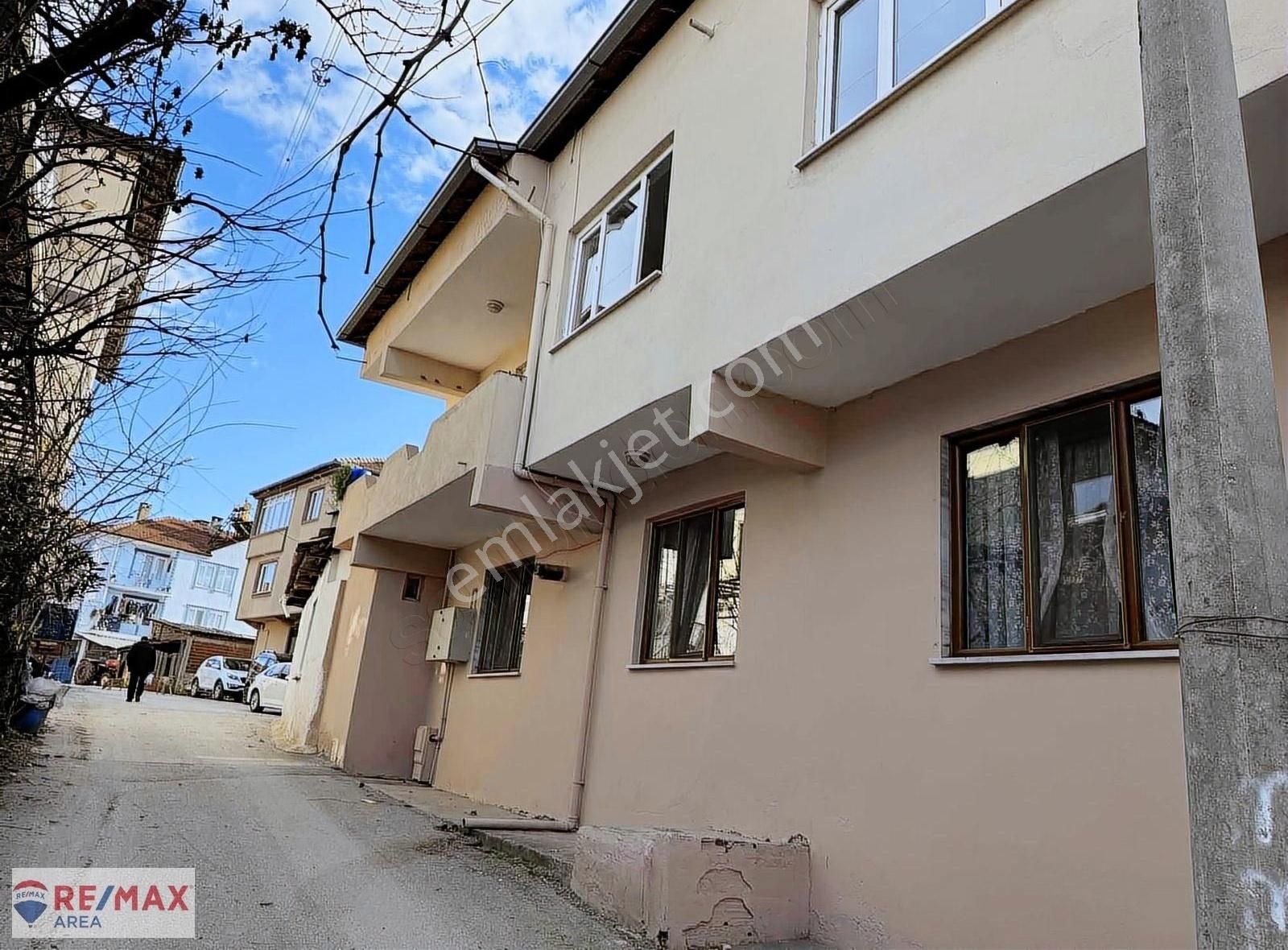 Nilüfer Yolçatı Satılık Bina Remax Area Dan Yolçatı Da Satılık 2 Katlı Müstakil Ev Ve Arsası