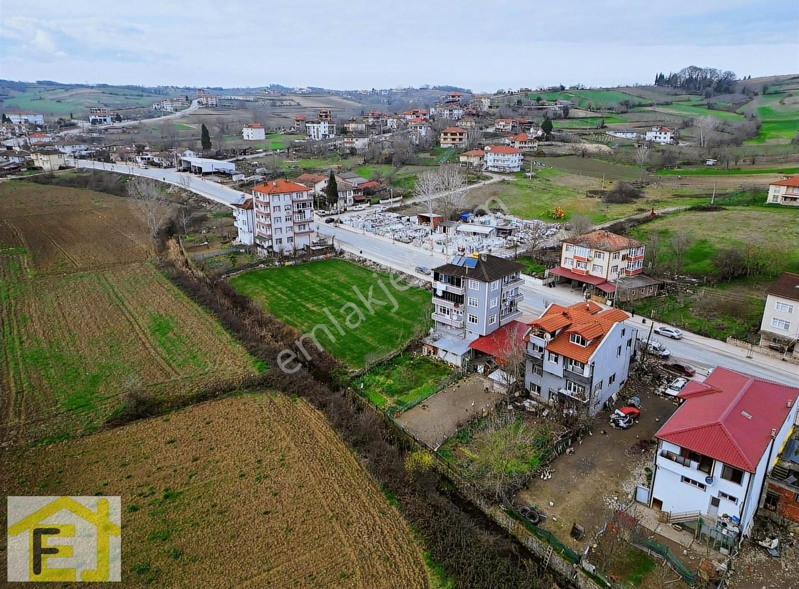 Sakarya Kaynarca Satılık Ticari İmarlı Sakarya Kaynarca Merkezde ''ticari & Konut'' Satılık Arsa