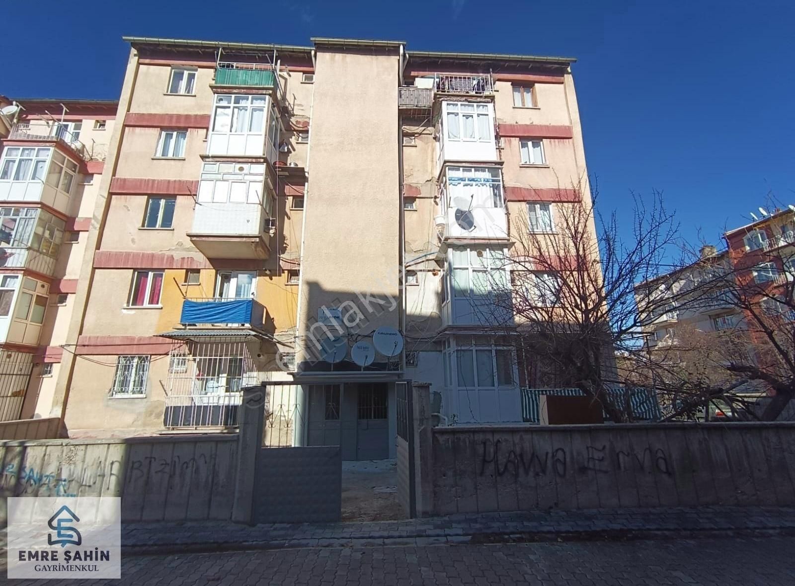 Selçuklu Binkonutlar Satılık Daire Binkonutlar Mah. 2+1 Arakat Satılık Daire