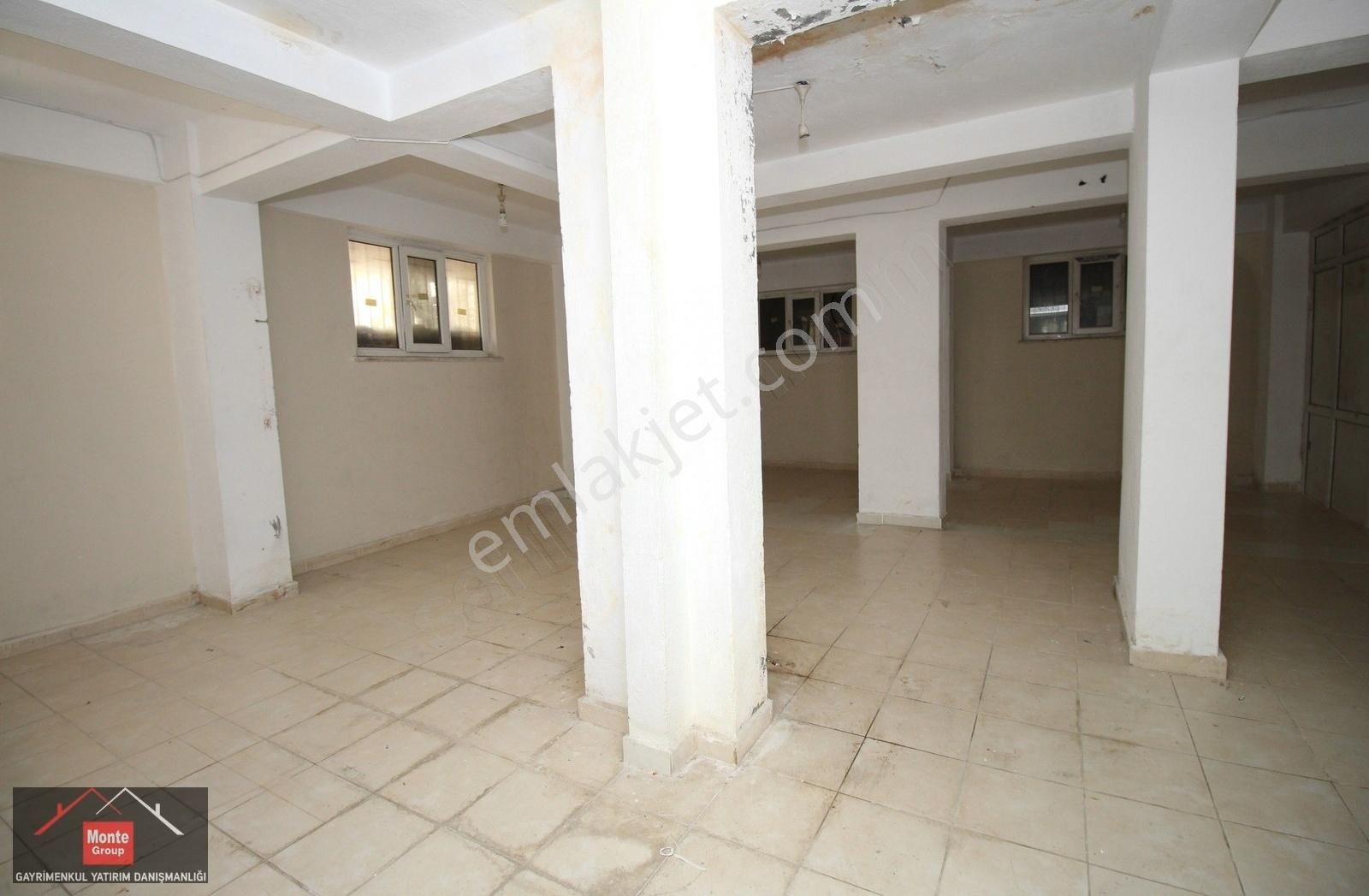 Merkezefendi Merkez Efendi Kiralık Dükkan & Mağaza Monte Den Tekden Arkası Anayol Üzeri 150 M2 Kiralık İşyeri