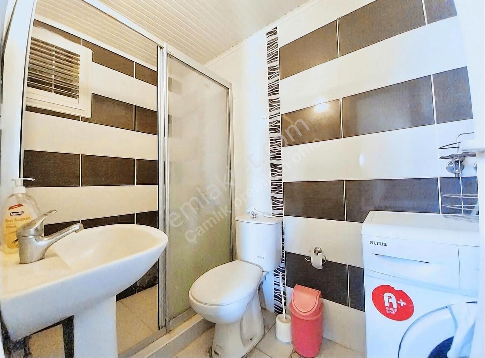 Pamukkale Kınıklı Kiralık Daire Kınıklı Kafeler Bölgesinde 1+1 Çatı Katı Apart