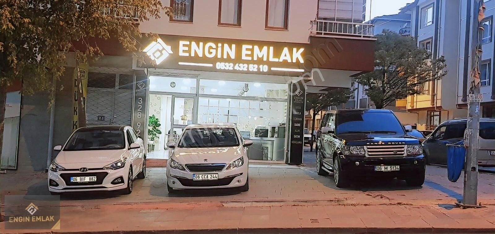 Pursaklar Saray Fatih Satılık Daire !!engin Emlak'tan Acil Saray Merkez'de Yüksek Giriş 3+1 135 M2!!