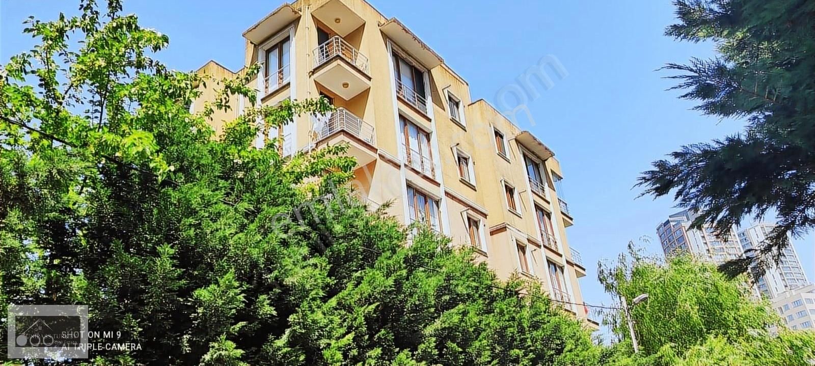 Ataşehir Küçükbakkalköy Kiralık Daire Metro İstasyonuna 5 Dk (400 M) Mesafede Kiralık Daire