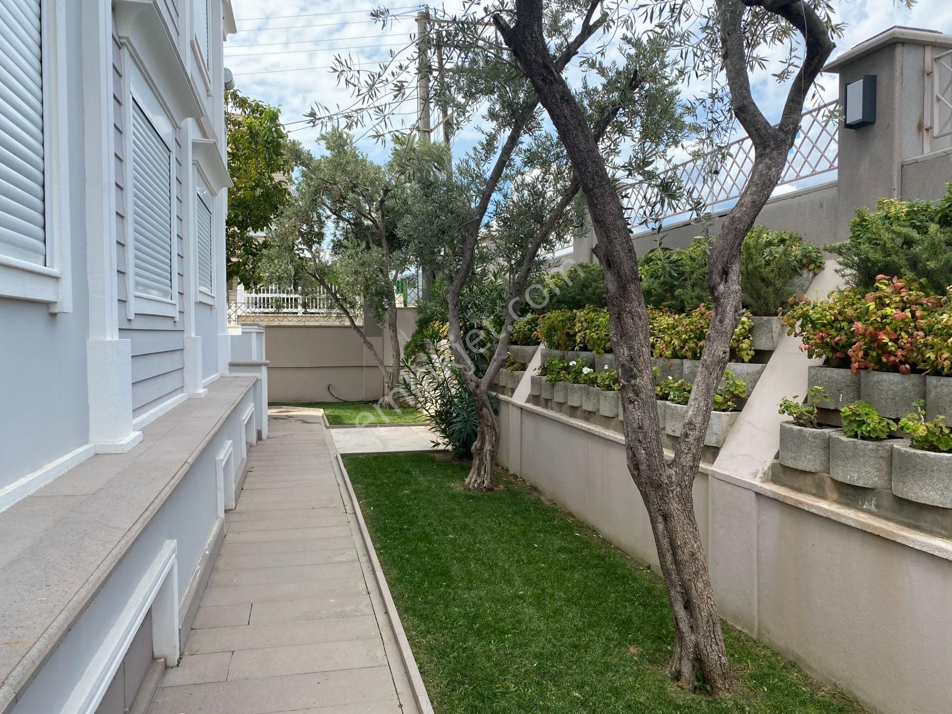 Altınoluk İlkbahar'dan Denize 20 Adım 293m2 Arsa İçinde Tam Bağımsız 8+1 Lüx Villa - Görsel 43