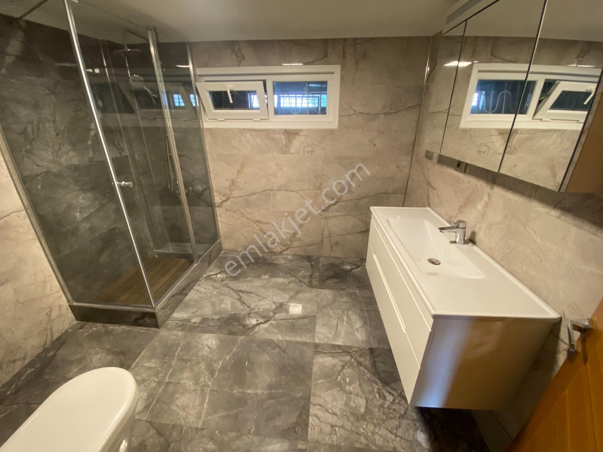 Altınoluk İlkbahar'dan Denize 20 Adım 293m2 Arsa İçinde Tam Bağımsız 8+1 Lüx Villa - Görsel 40