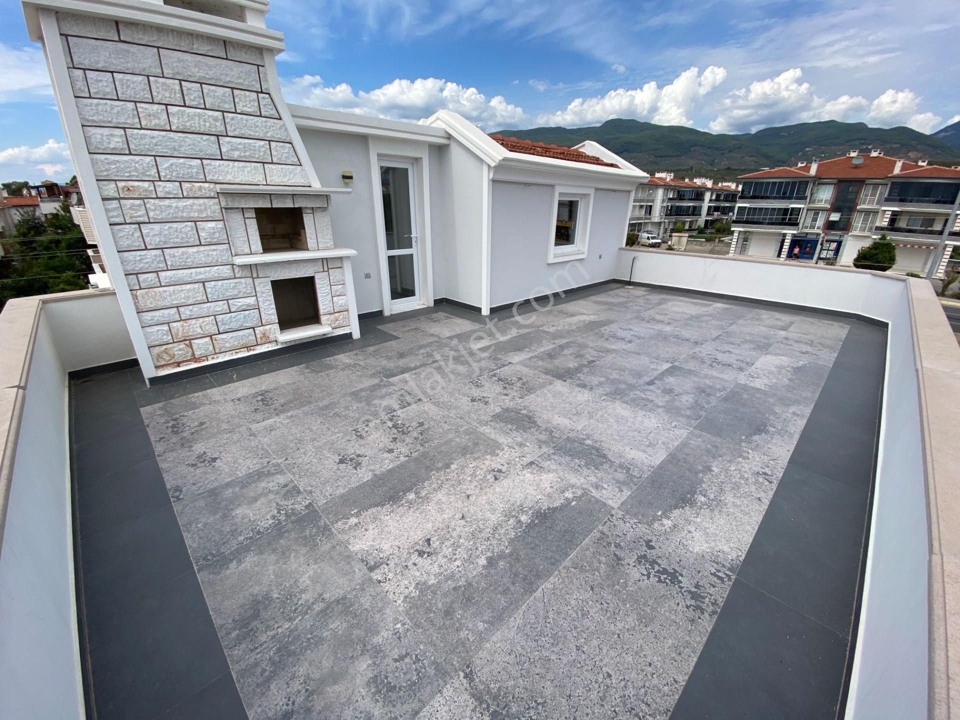 Altınoluk İlkbahar'dan Denize 20 Adım 293m2 Arsa İçinde Tam Bağımsız 8+1 Lüx Villa - Görsel 6