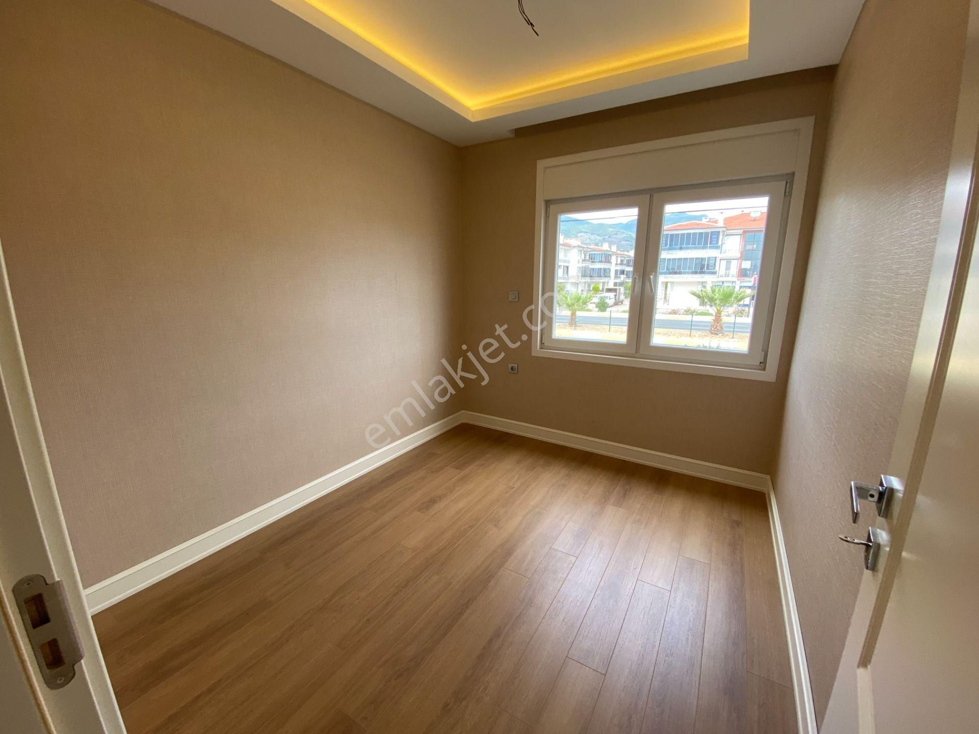 Altınoluk İlkbahar'dan Denize 20 Adım 293m2 Arsa İçinde Tam Bağımsız 8+1 Lüx Villa - Görsel 25