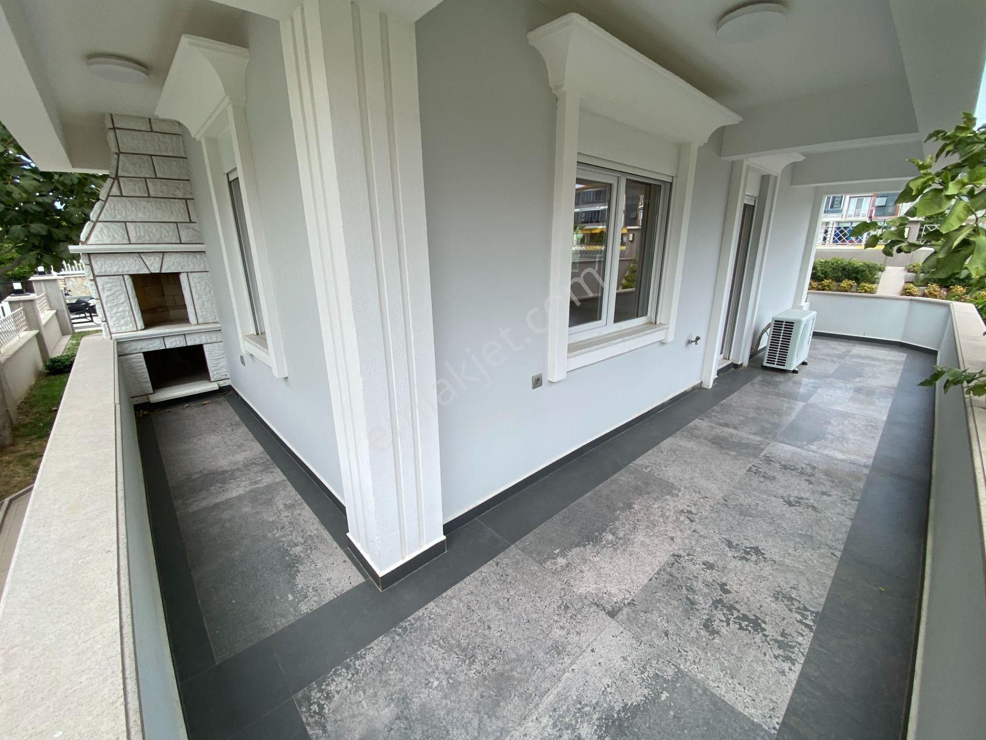 Altınoluk İlkbahar'dan Denize 20 Adım 293m2 Arsa İçinde Tam Bağımsız 8+1 Lüx Villa - Görsel 20