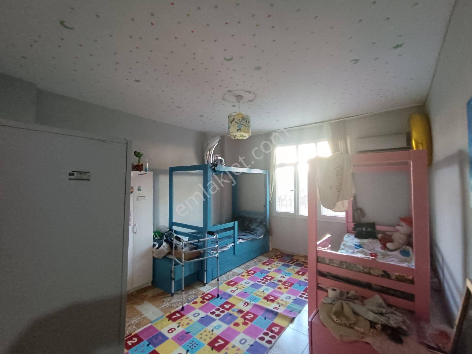 Gülbahçe Nah.kanal Civarı Ana Yol'a 3'cü Parsel 3+1 Komple Satılık - Görsel 4