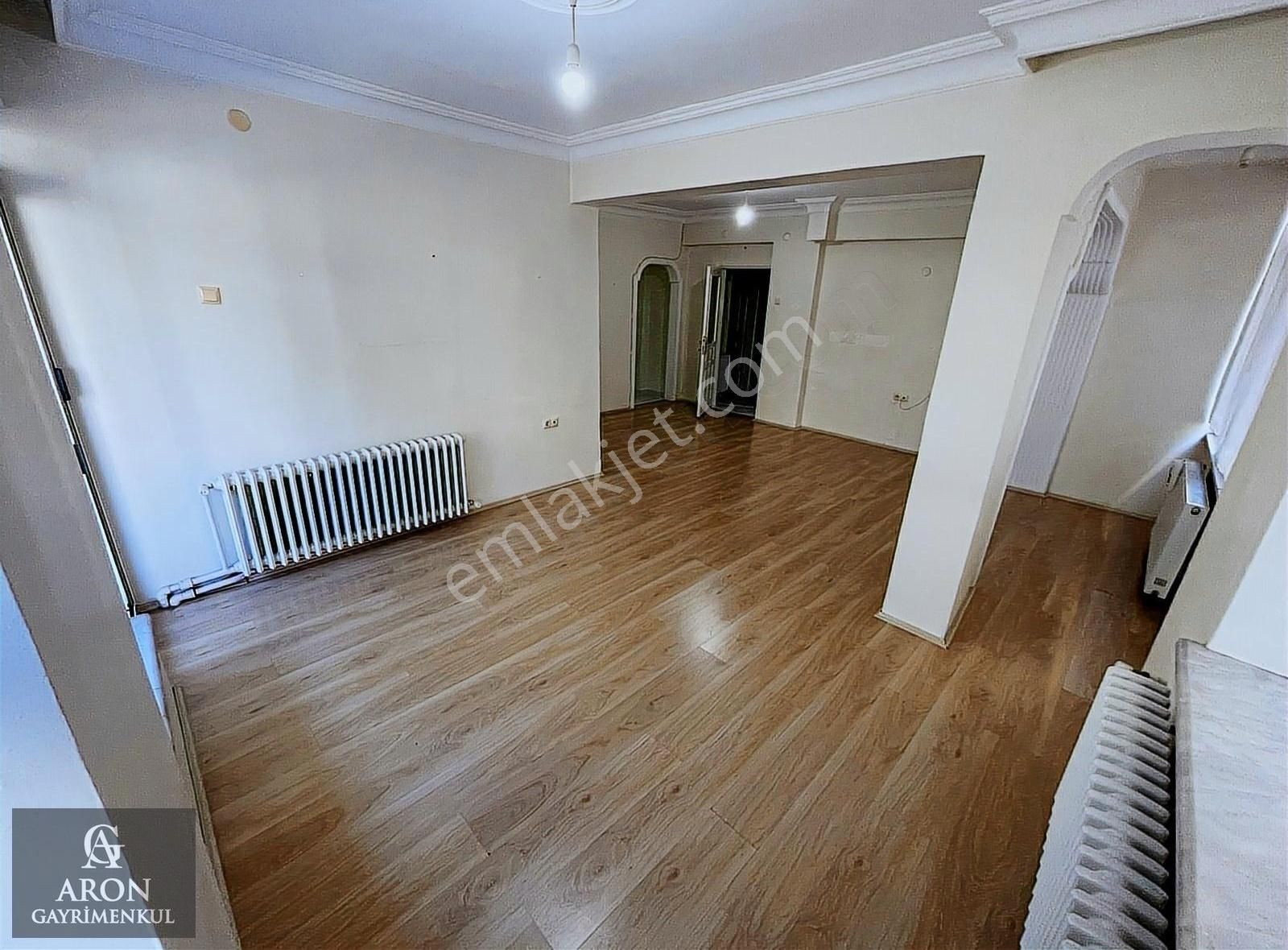 Adapazarı Cumhuriyet Kiralık Daire Adapazarı Çark Caddesine Yürüme Mesafesinde Depozitosuz 3+1daire