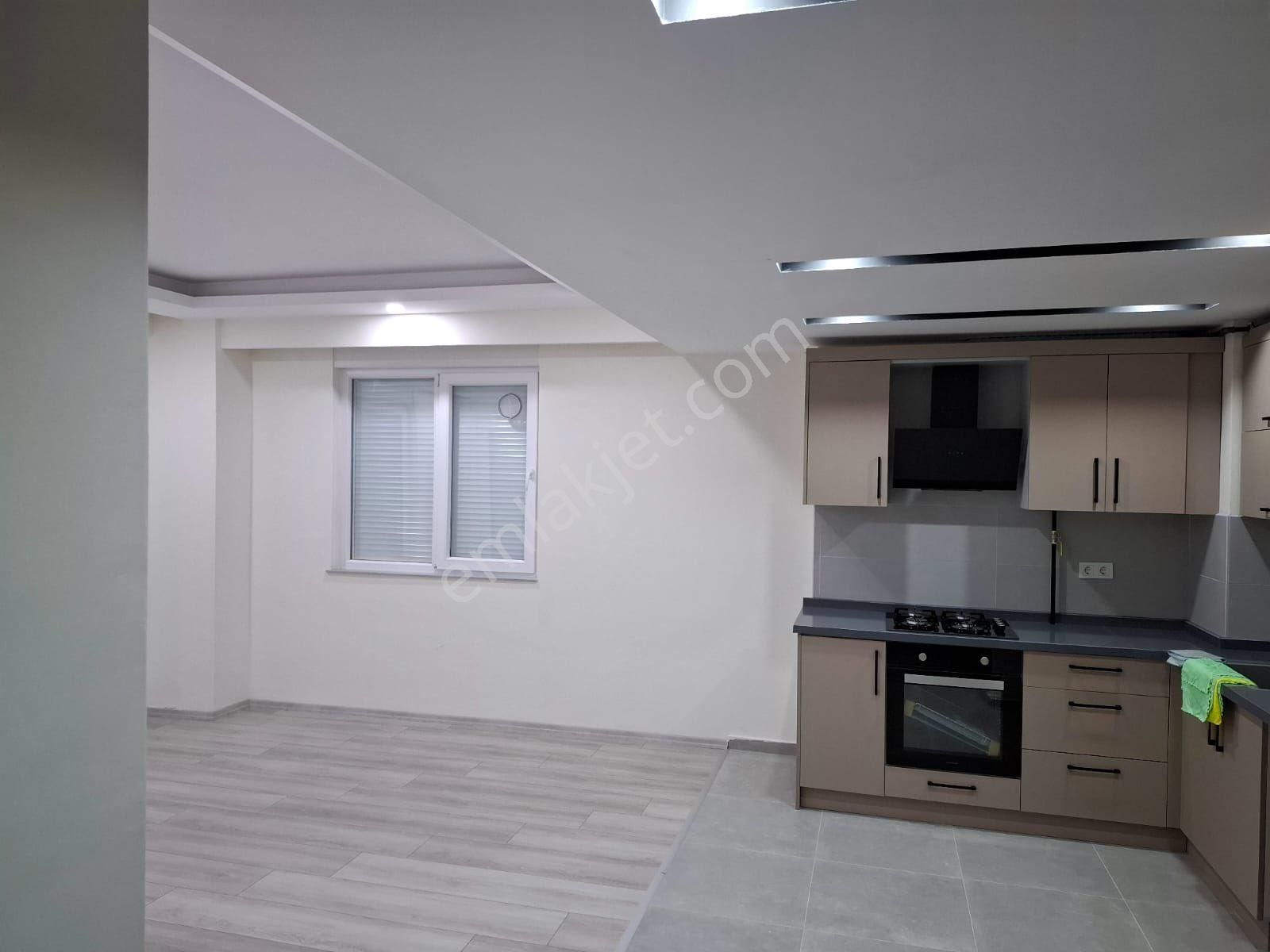 Kepez Çankaya Satılık Daire Mazı Dağı Çankaya Mahallesinde Sitede Havuzlu 2+1 Daire